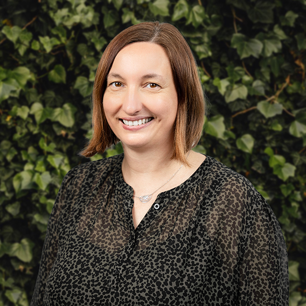 Schwerpunkt Leistungsphasen 1-9 seit 2015 angestellt bei Storch Landschaftsarchitektur, freie Mitarbeiterin seit 2012 1995-2001 Studium der Landschaftsarchitektur an der Technischen Universität Dresden und Universidad Politécnica de Madrid